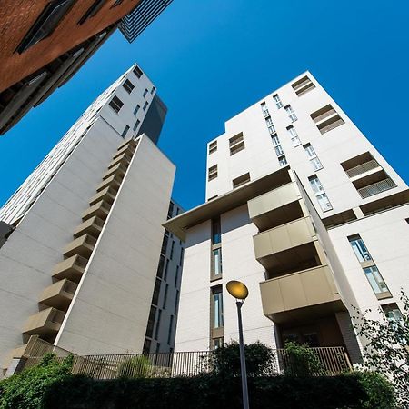 The Assembly Manchester Oasis Holding Extérieur photo