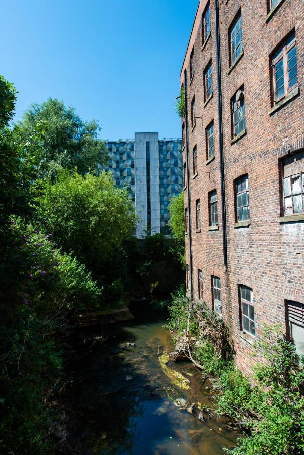 The Assembly Manchester Oasis Holding Extérieur photo