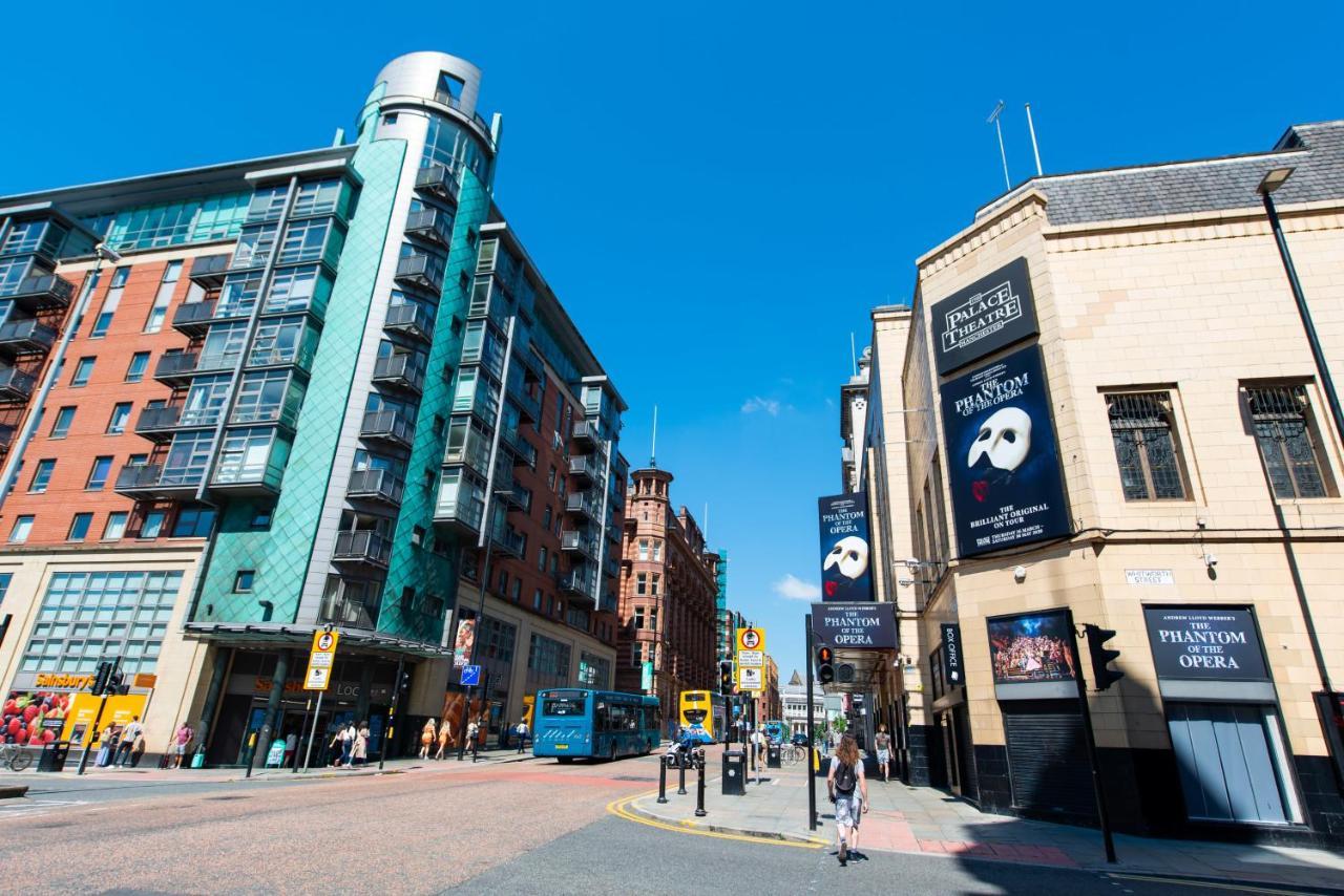 The Assembly Manchester Oasis Holding Extérieur photo