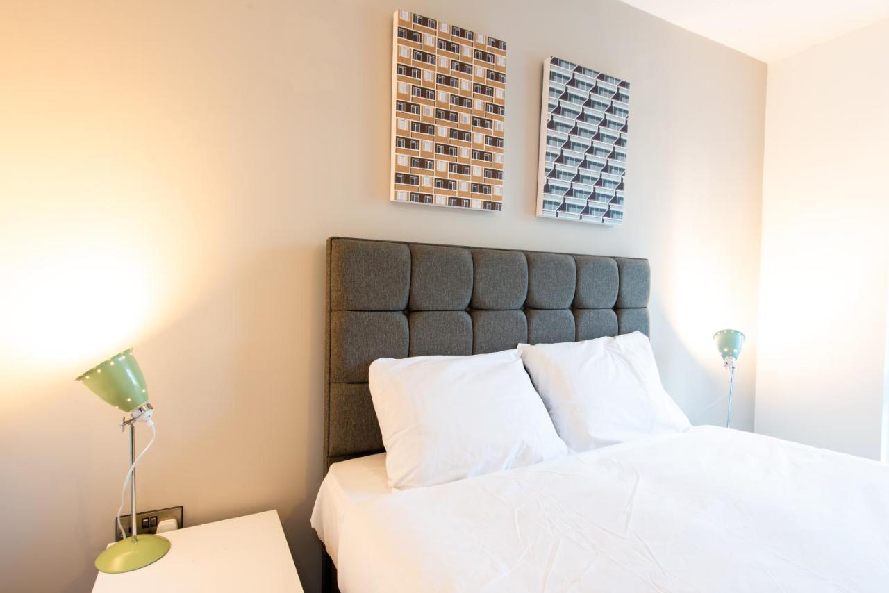 The Assembly Manchester Oasis Holding Extérieur photo